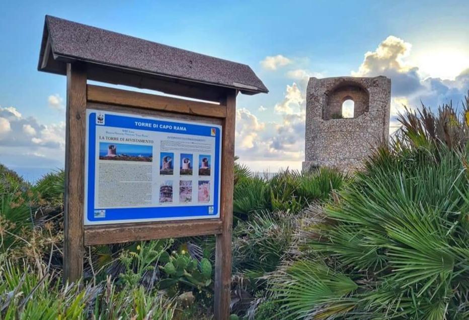 Il Moro - Casa Vacanze Terrasini Kültér fotó